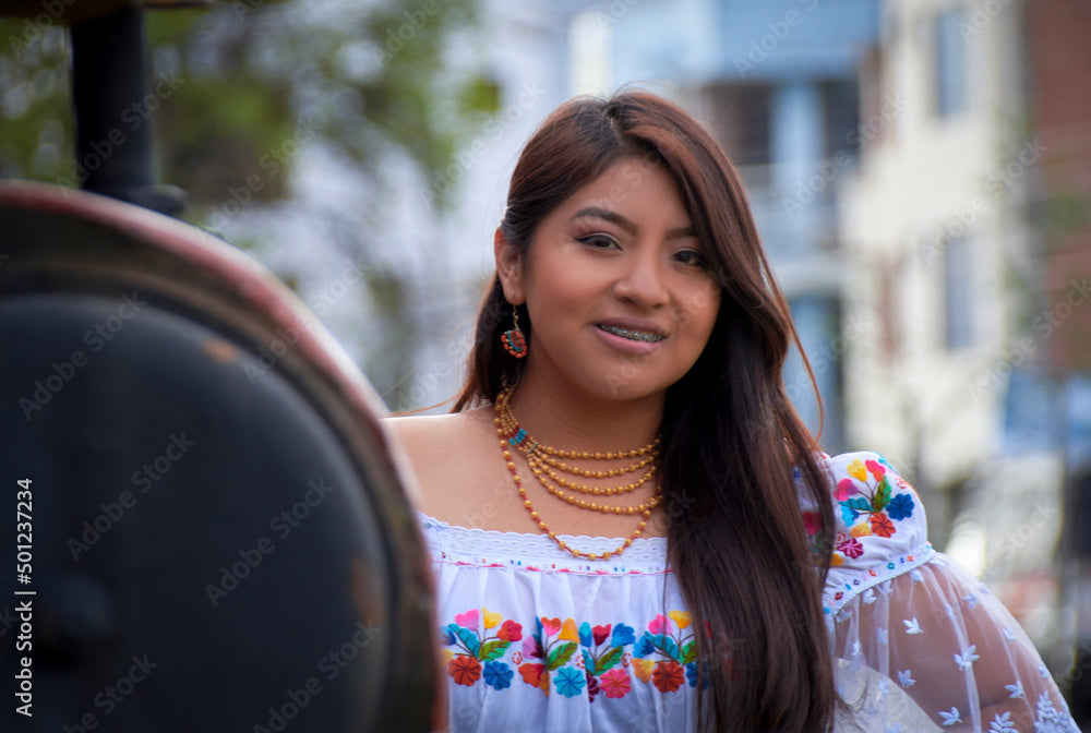 <em>Carmen Lopez </em>